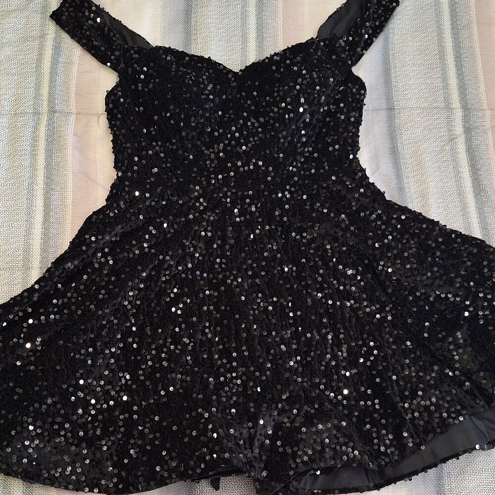 Black off the shoulder homecoming dress, size 14
